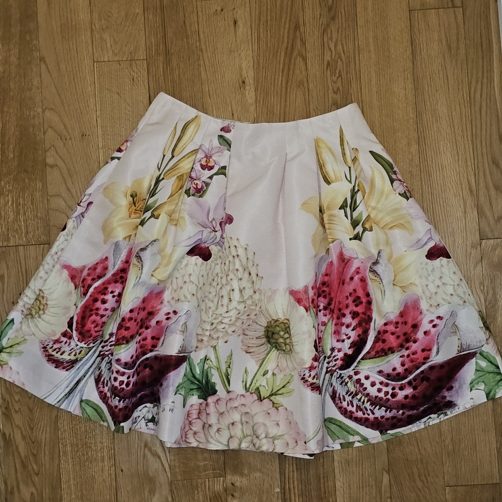 TED BAKER Tulip Pale Pink Floral Skirt Size 2 XS - S